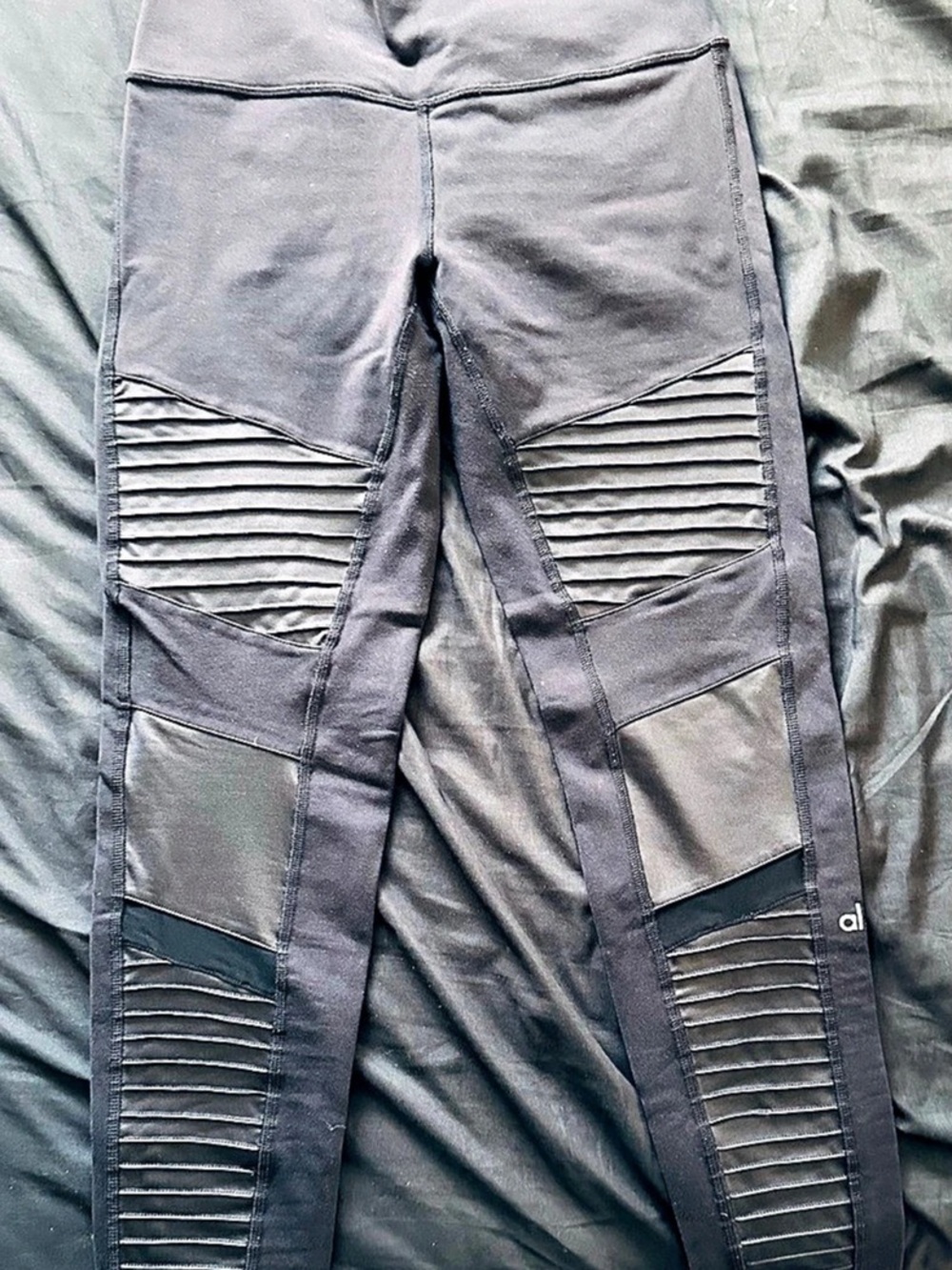 Alo Moto-Style Leggings in Black